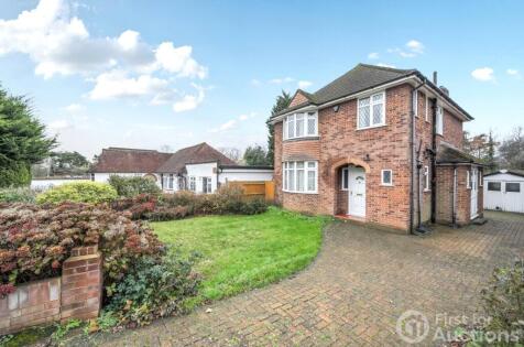 Hillcrest Avenue, Chertsey, KT16
