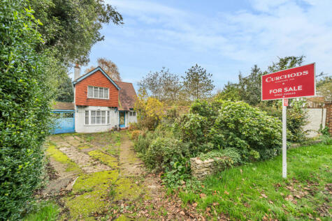 Gaston Bridge Road, Shepperton, TW17