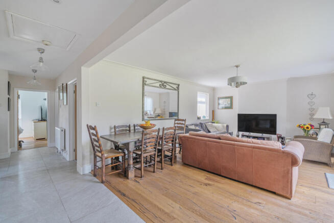 1332674-10-688c8f...