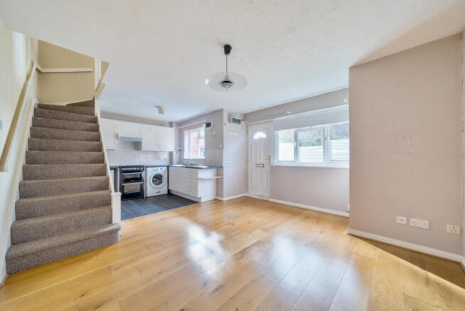 1355791-12-68c7db...