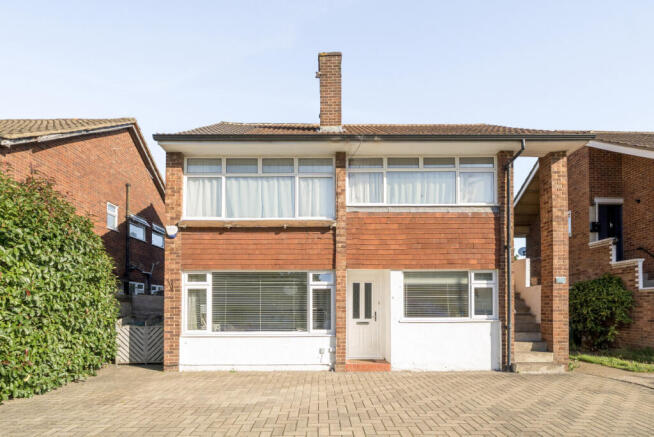 1362855-3-68e3d68...