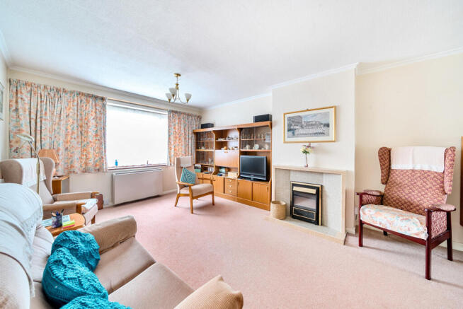 1369565-6-68f0bc1...