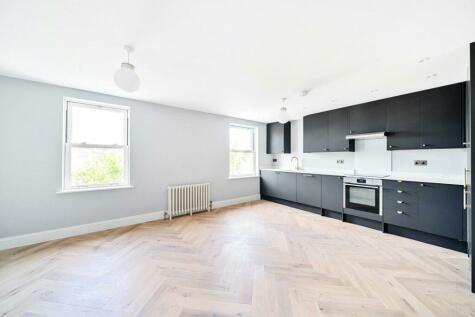 Teddington - 2 bedroom flat for sale