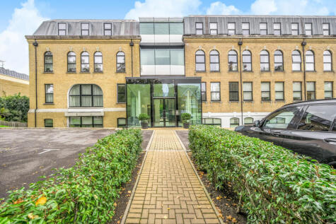 Hampton Road, Teddington, TW11