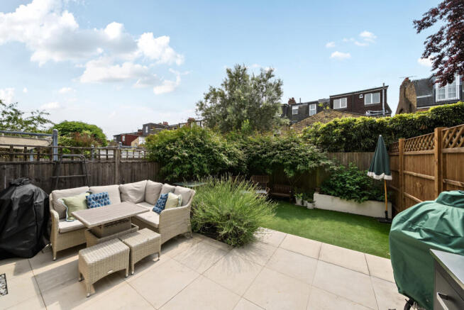 1302128-19-68404a...