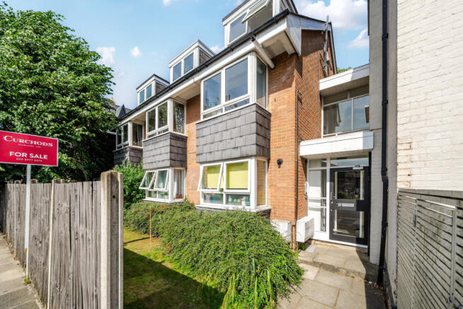 1310042-2-6851b06...