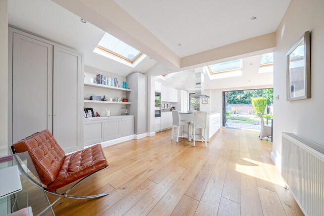 1310037-12-6851b3...