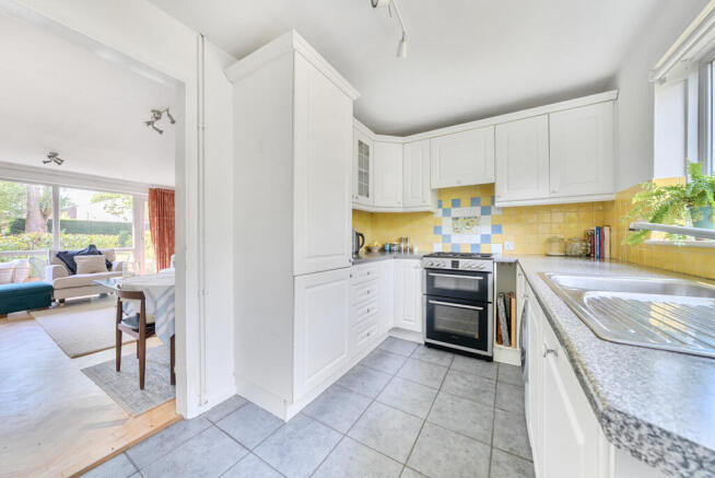 1310783-13-68528b...