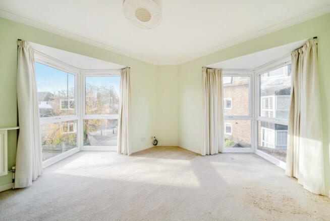 1385311-17-6929c8...