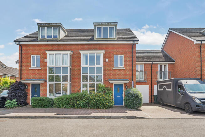 1305946-1-685169f...