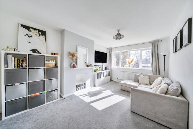 1364341-9-68e7979...