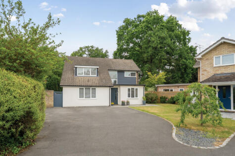 Gorselands Close, West Byfleet, KT14