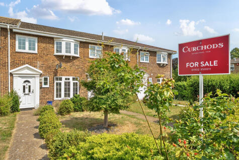 Regency Drive, West Byfleet, KT14