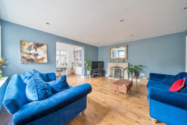 1315629-16-685d3b...