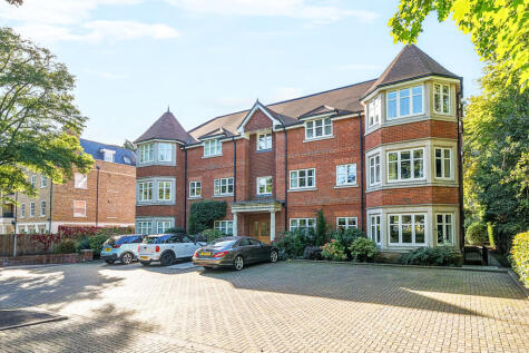 Queens Road, Weybridge, KT13