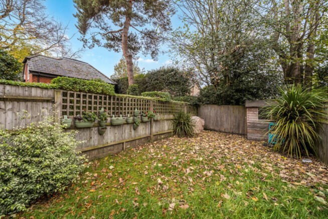 1382517-1-691f1e9...