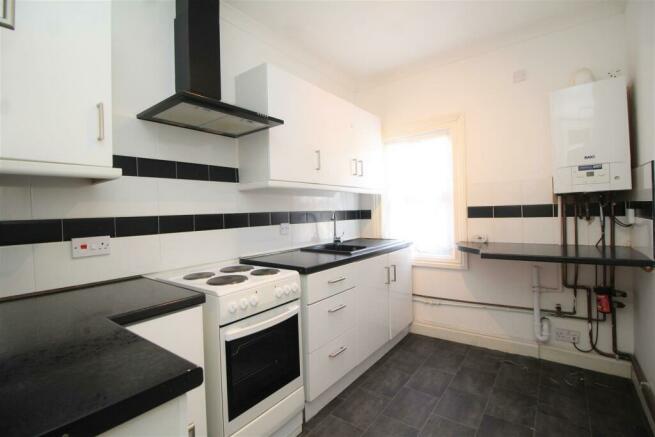 255 Oundle Road Flat 1 Kitchen.jpg