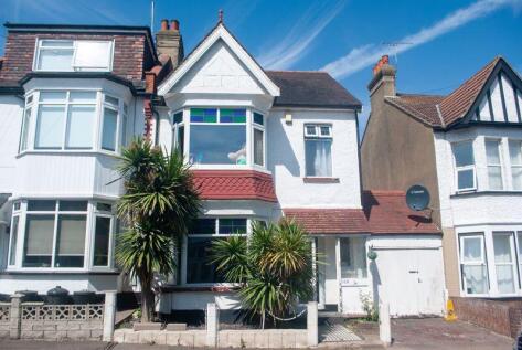 Brightwell Avenue, Westcliff-On-Sea