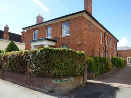 1 Royal Oak Gardens, Malvern, Worcestershire, WR14