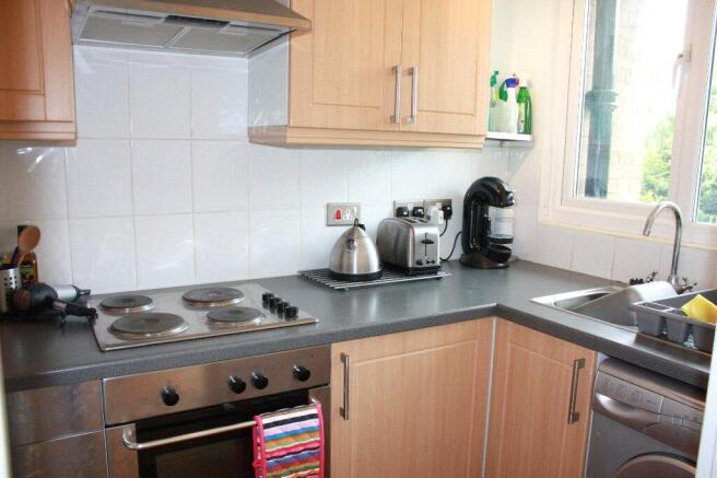 Avon Court 34 - kitc