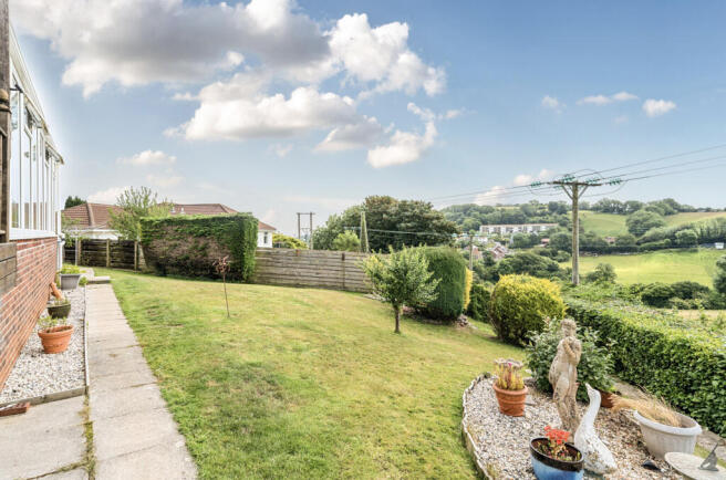 1306695-5-684969a...