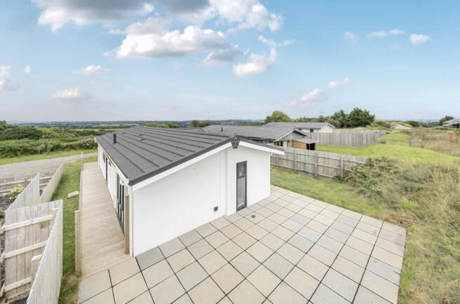 1328548-2-687f963...