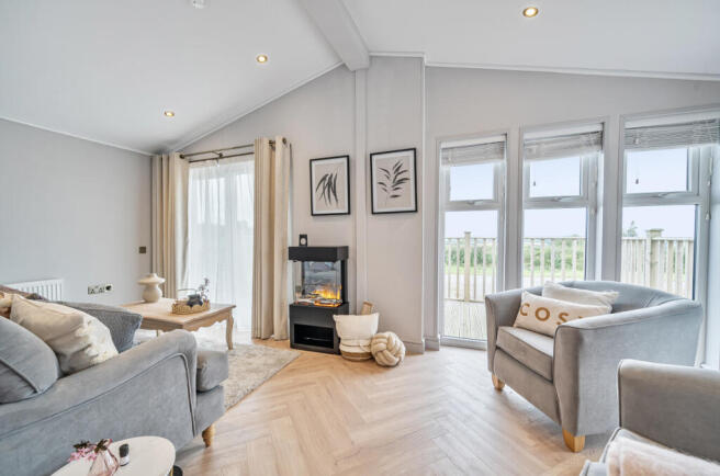 1328548-12-687fb4...