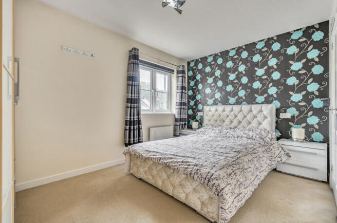 1356136-7-68cacfb...