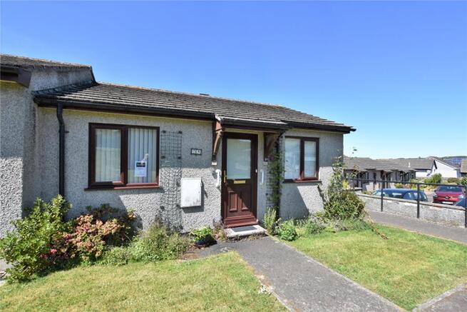 1 bedroom bungalow for sale in St. Therese Close, Callington, Cornwall