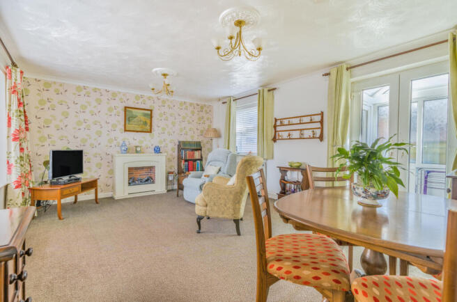 Living/Dining Room