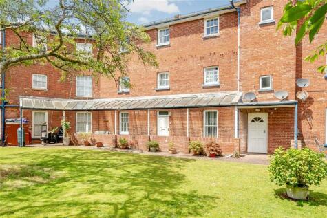 Crediton - 2 bedroom apartment for sale