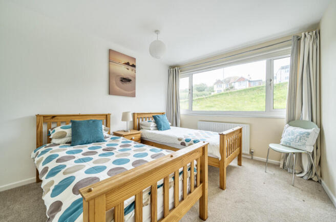 1306412-1-6846aa5...