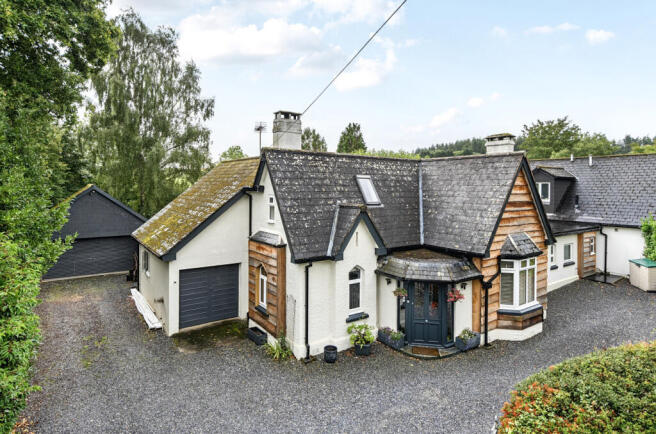 1348096-4-68b80cd...