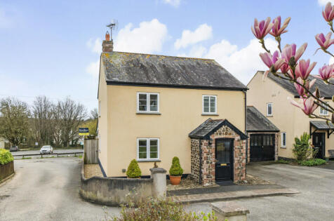 Knights Court, Hatherleigh, Okehampton, Devon