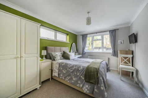 Dolphin Court Road, Paignton, Devon