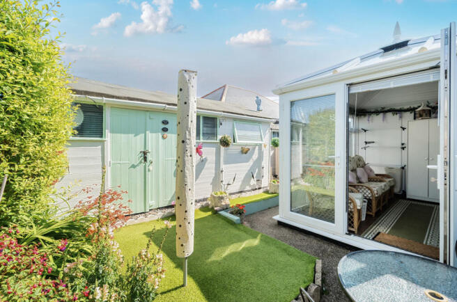 1330559-2-6883587...