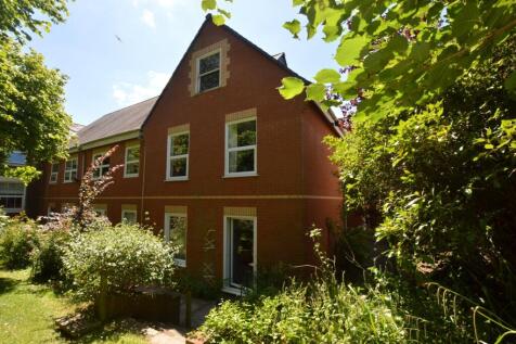 Cleveland Court, Grosvenor Place, Exeter, Devon