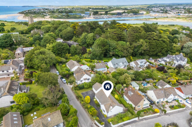 1305568-9-68485ba...