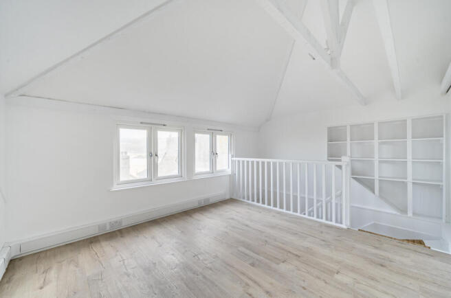 1372829-10-68ff8d...