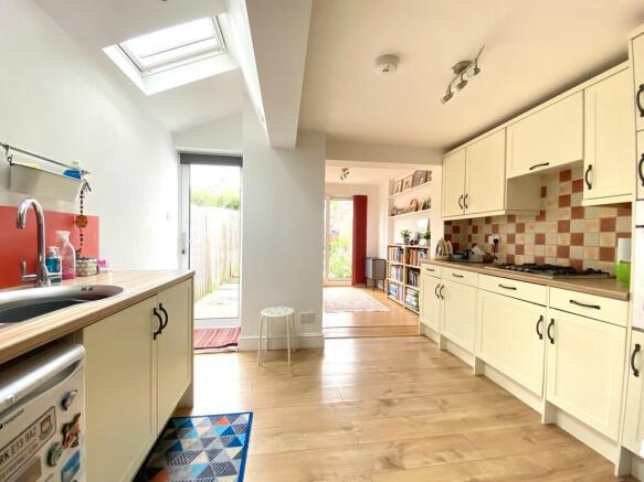 Open plan kichen ...