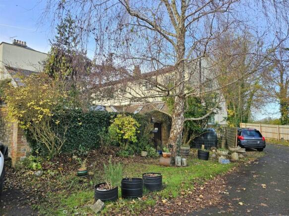 Side & Garages