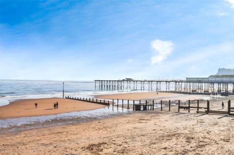 Courtenay Place, Teignmouth, Devon