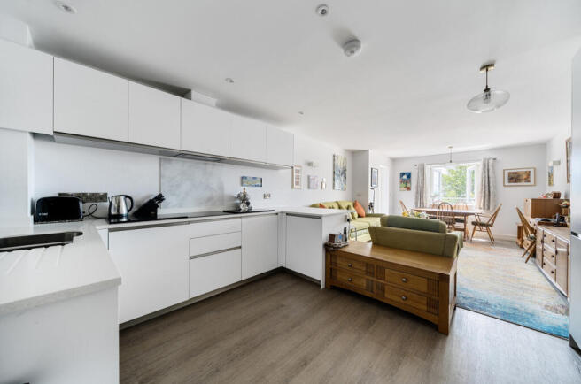 Kitchen/Reception