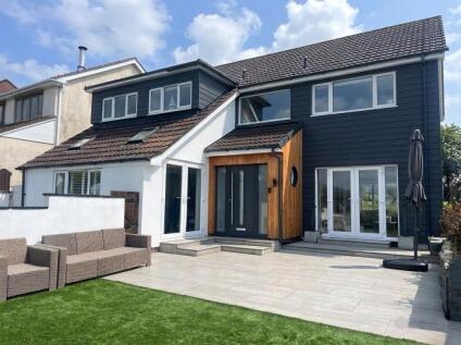 St. Marys Road, Teignmouth, Devon