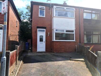 Lynn Drive, Droylsden