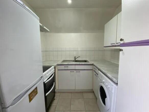 223 Cambrian Green - Kitchen.jpeg