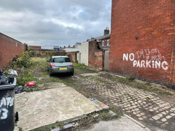 WhatsApp Image 2025-11-07 at 14.46.15_4892e67e.jpg