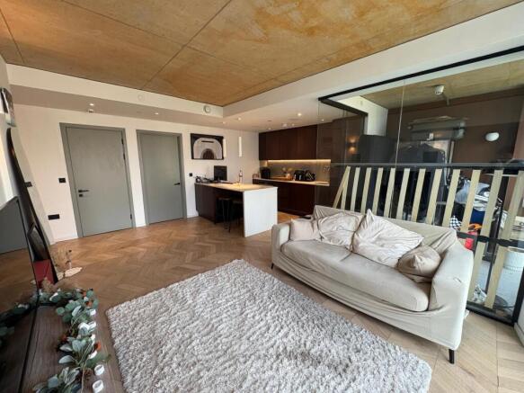 WhatsApp Image 2025-11-19 at 15.26.17 (11).jpeg