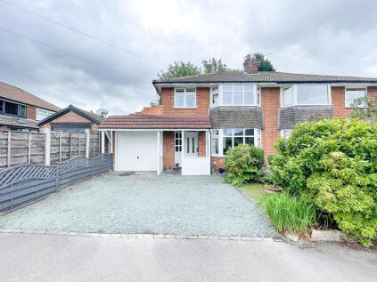 Westfield Drive, Woodley