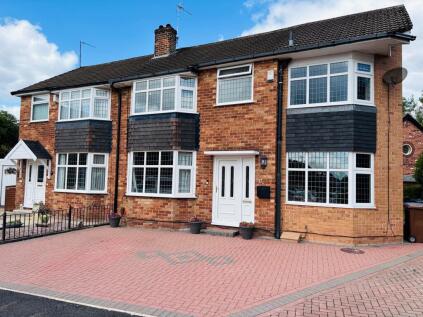 Ravenoak Road, Woodsmoor